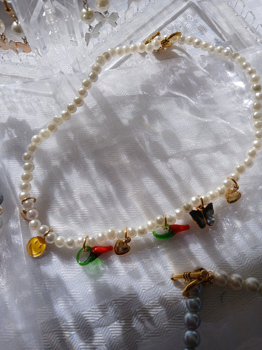 Spicy Pearl Necklace